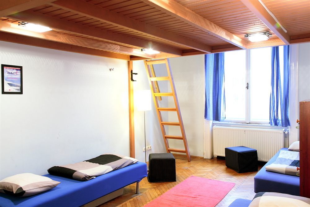 Maverick 4* Budapeste