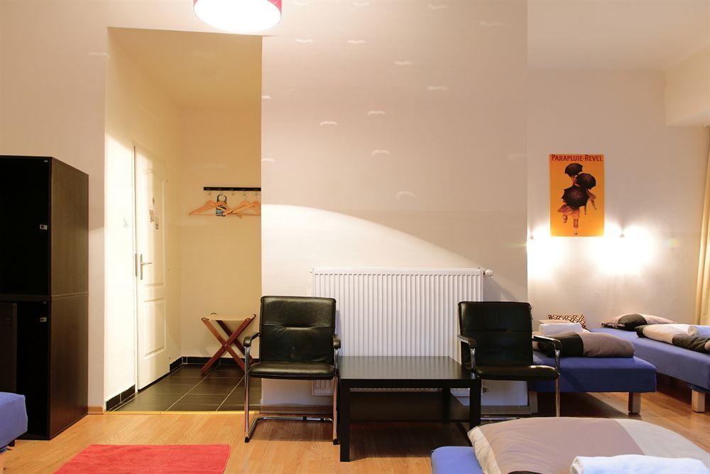 Maverick Aparthotel